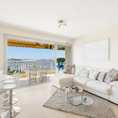 Seaview Retreat 1br With Terrace * Cannes